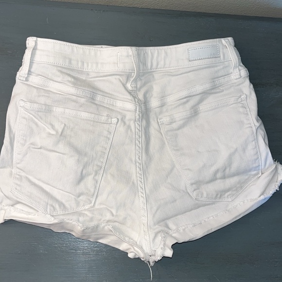 Abercrombie & Fitch Simone High-Rise White Denim Shorts sz 27 /4 EUC - Picture 8 of 10